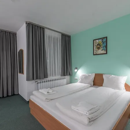 Hotel Iceberg 3*