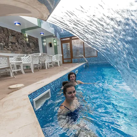 Отель Iceberg Банско