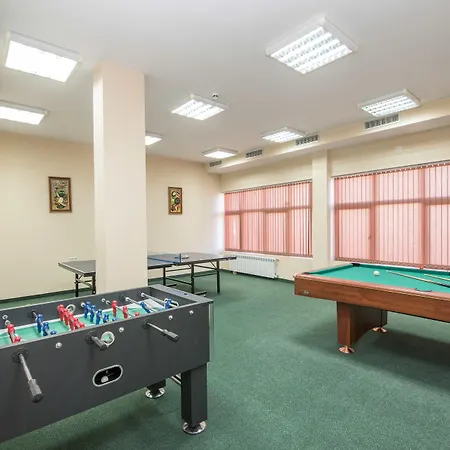 Хотел айсберг 3*