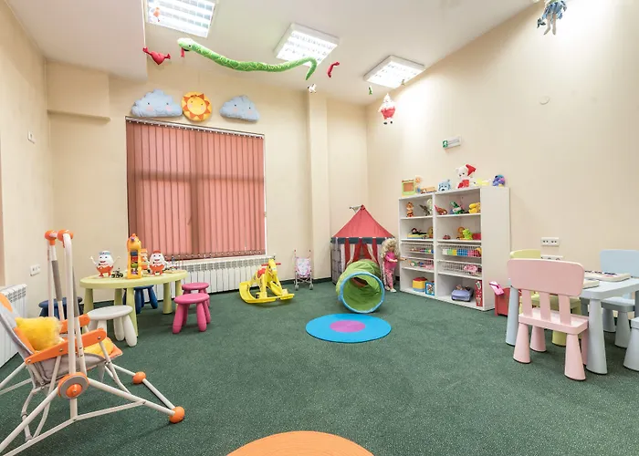 Готель Iceberg 3*