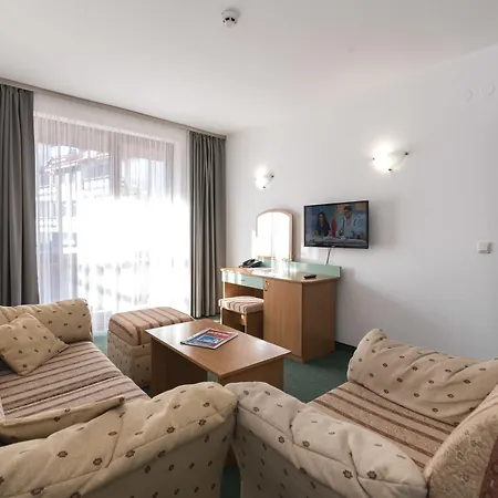 айсберг Хотел