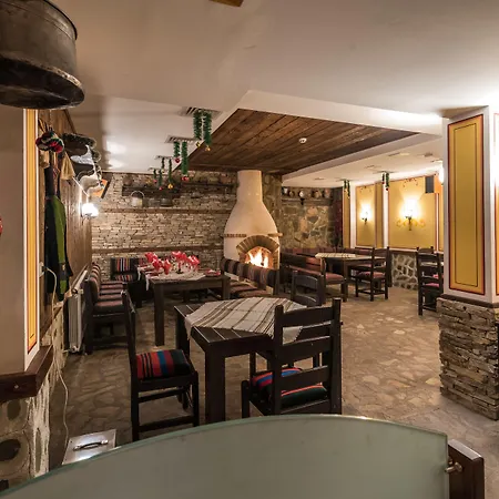 айсберг Хотел 3*