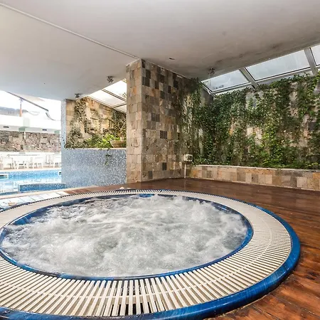 Iceberg Hotel 3*